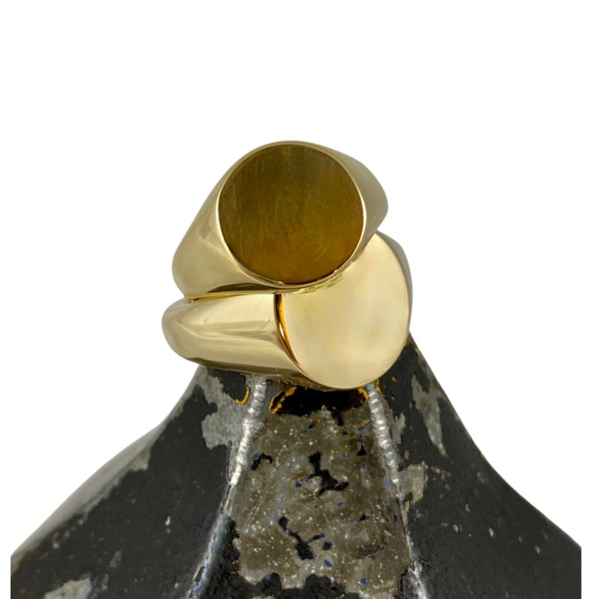 Round 13mm - 18 Carat Yellow Gold Signet Ring