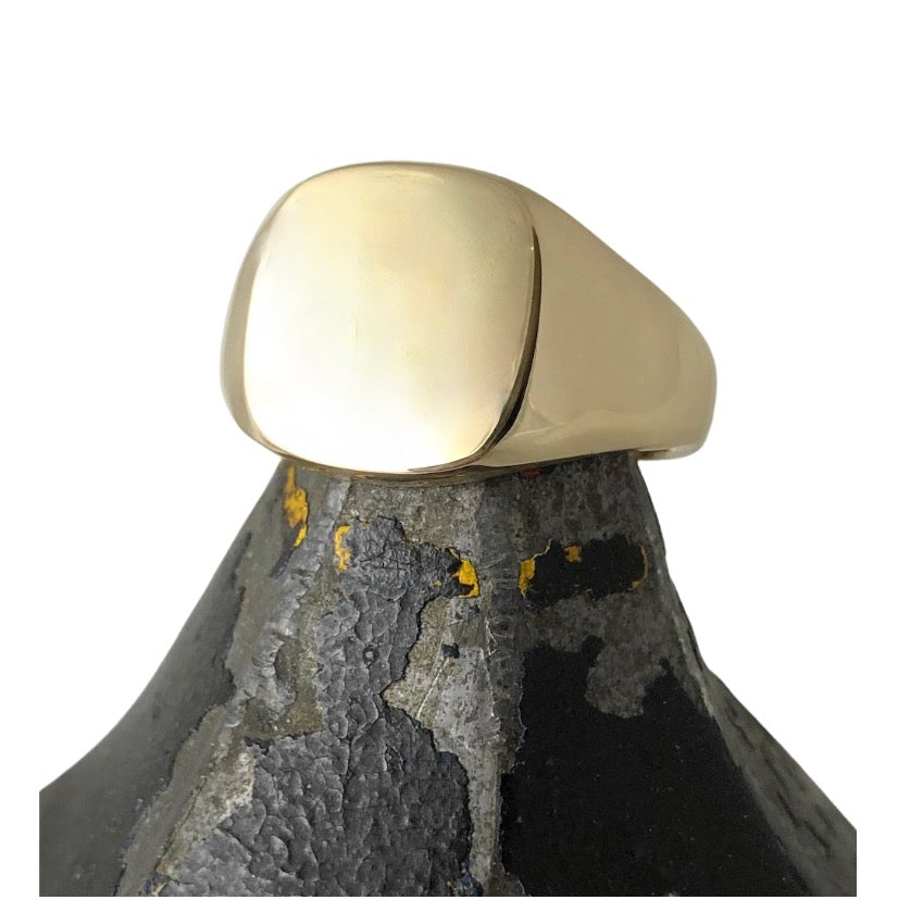 GOLD CUSHION RING