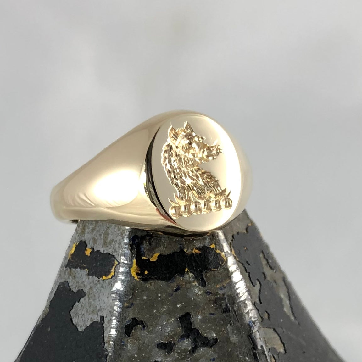 Family Crest Seal Engraved 11mm x 9mm - 9 Carat Yellow Gold Signet Ring