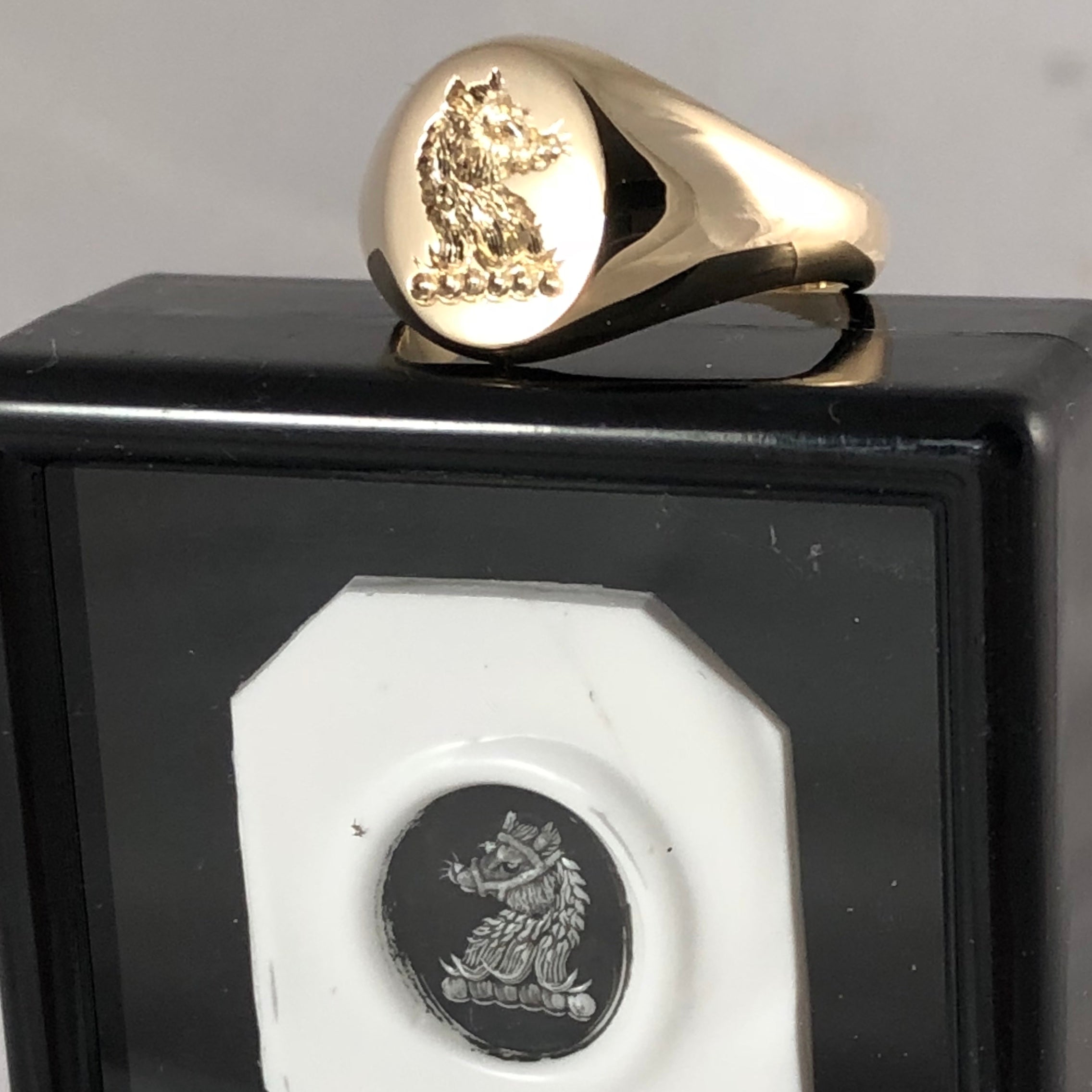 Family Crest Seal Engraved 11mm x 9mm - 9 Carat Yellow Gold Signet Ring