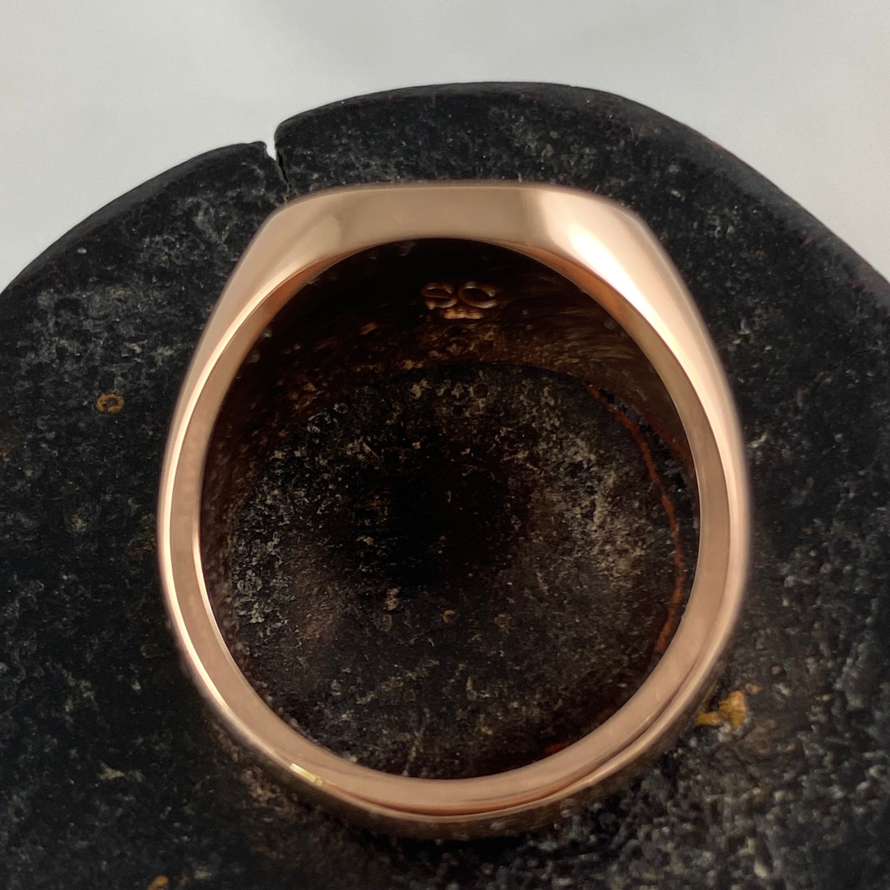 Your Design Signet Ring 16mm x 14mm Cushion - 9 Cara Rose Gold Signet Ring
