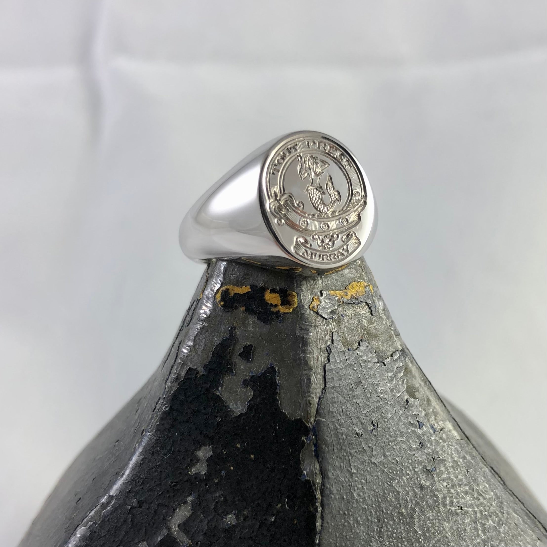 Family Clan Badge Engraved 13mm x 11mm - 9 Carat White Gold Signet Ring