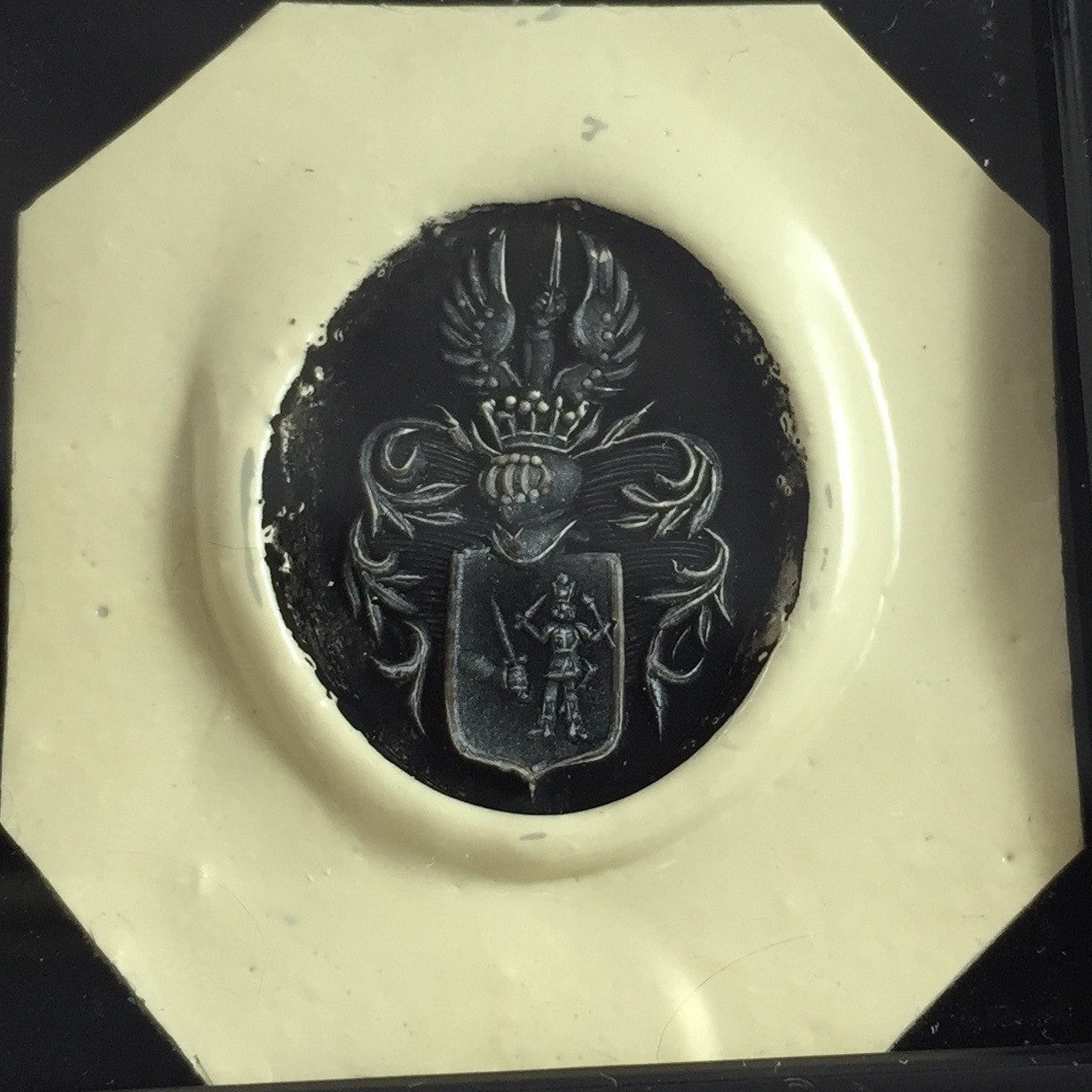 Family Coat of Arms Seal Engraved 18mm x 13mm - 9 Carat Yellow Gold Signet Ring