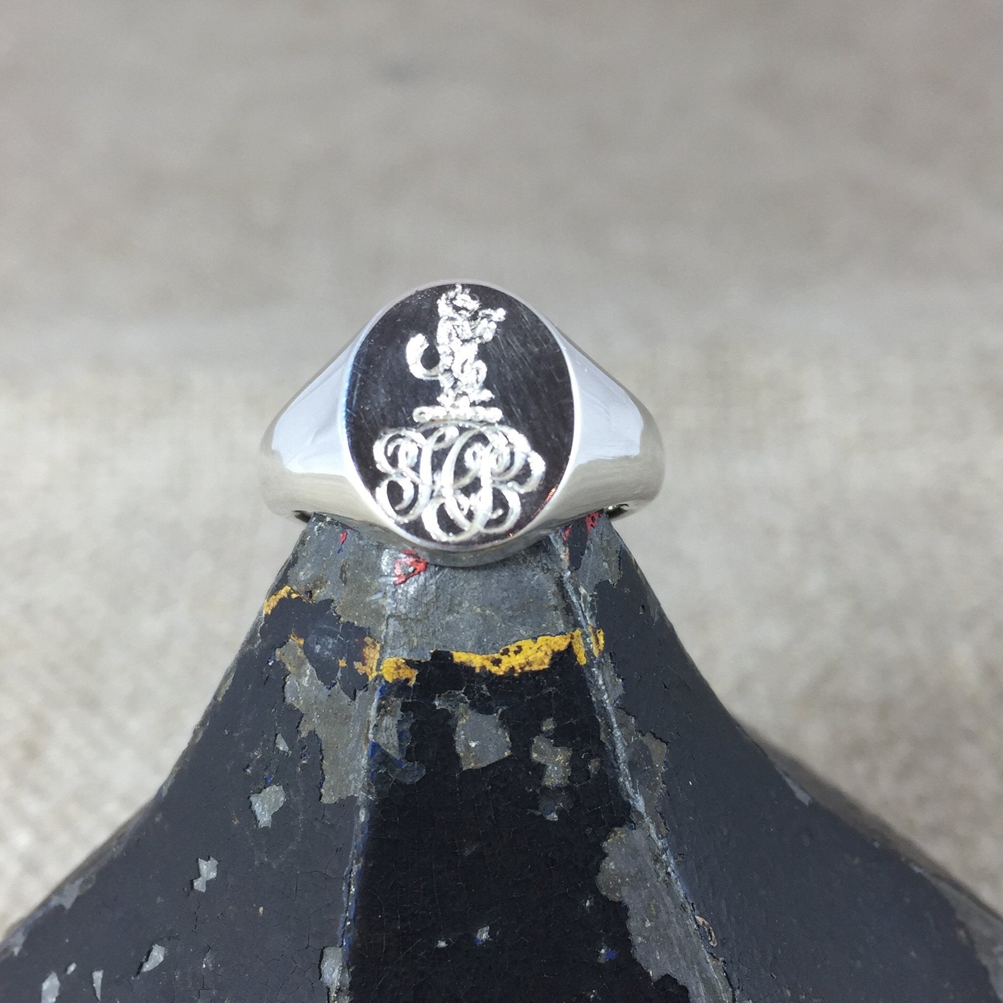 Your Design Classic Oval 13mm x 11mm - Sterling Silver Signet Ring