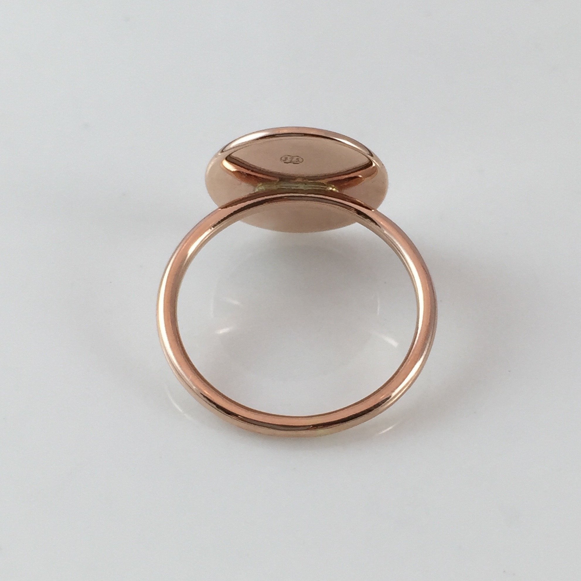 Round 15mm - 9 Carat Rose Gold Signet Ring