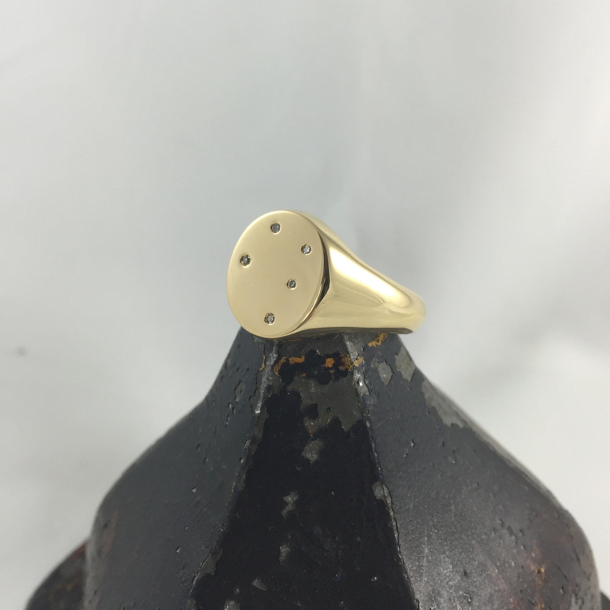 Southern Cross 14mm x 12mm - 9 Carat Yellow Gold Signet Ring