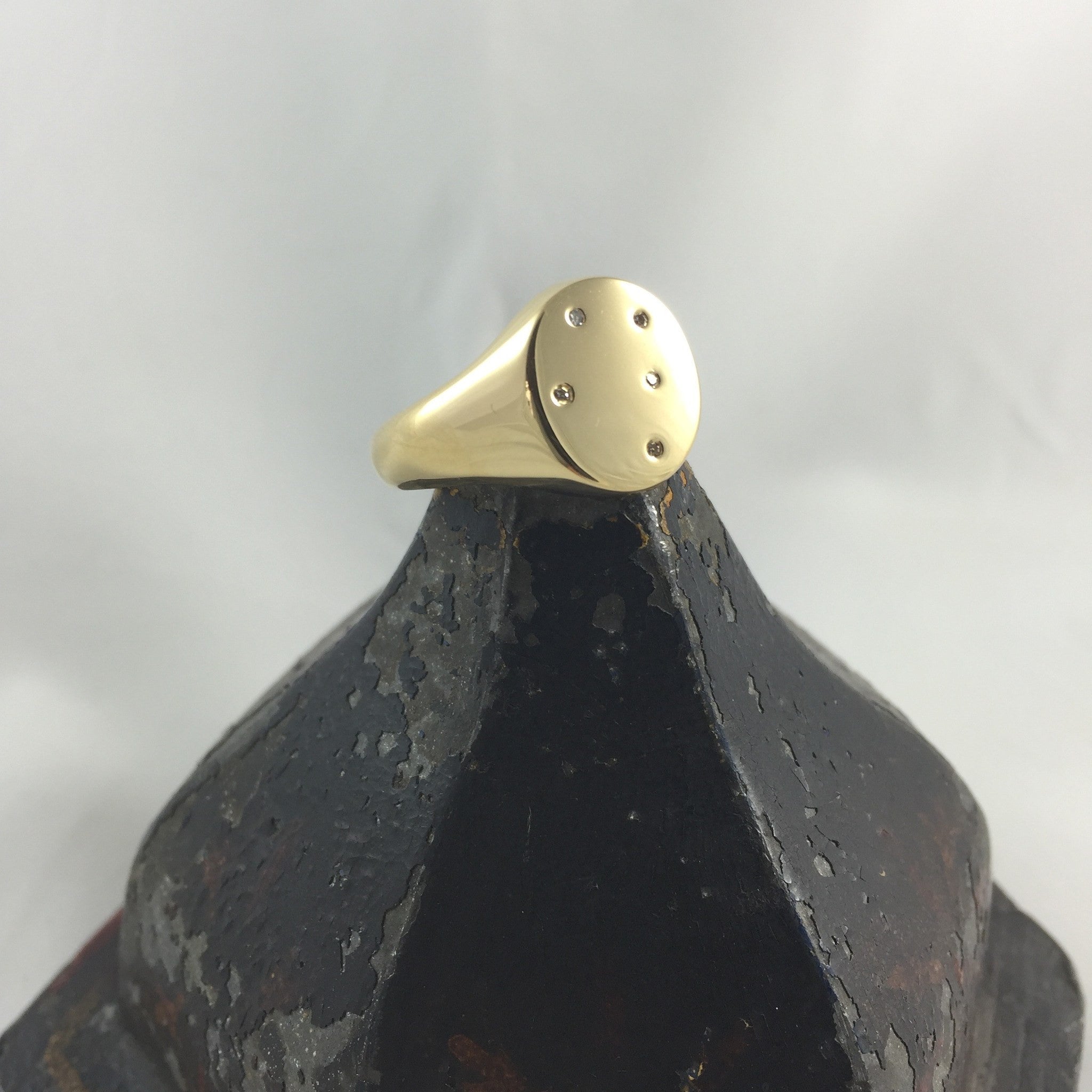 Southern Cross 14mm x 12mm - 9 Carat Yellow Gold Signet Ring