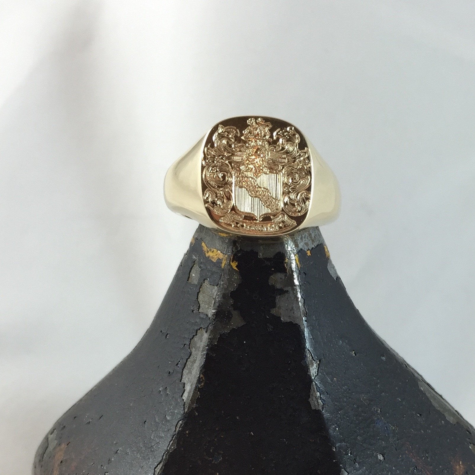 Family Coat of Arms Engraved 16mm x 16mm - 9 Carat Yellow Gold Signet Ring