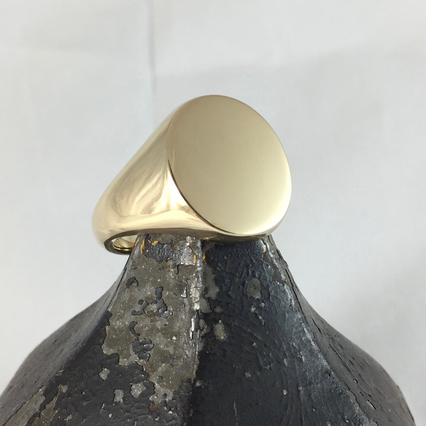 Classic Oval 14mm x 12mm - 9 Carat Yellow Gold Signet Ring