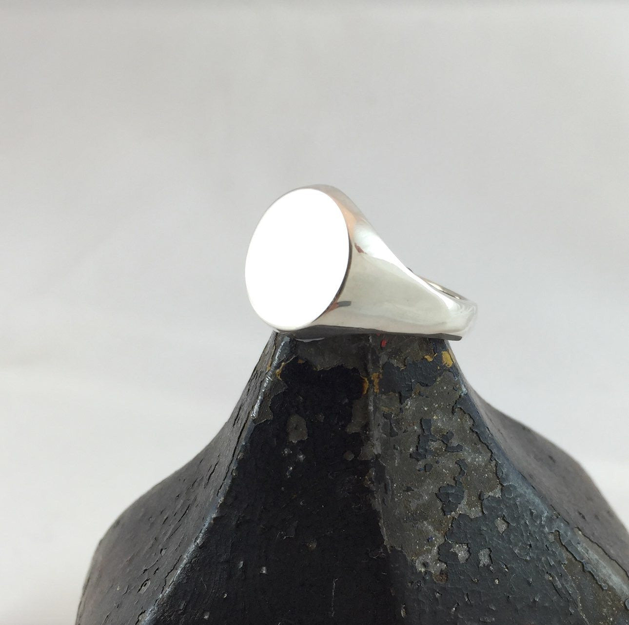 Round 13mm - Sterling Silver Signet Ring