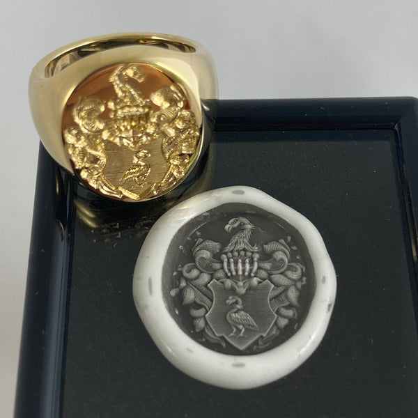 Family Coat of Arms Seal Engraved  14mm x 12mm -  18 Carat Yellow Gold Signet Ring