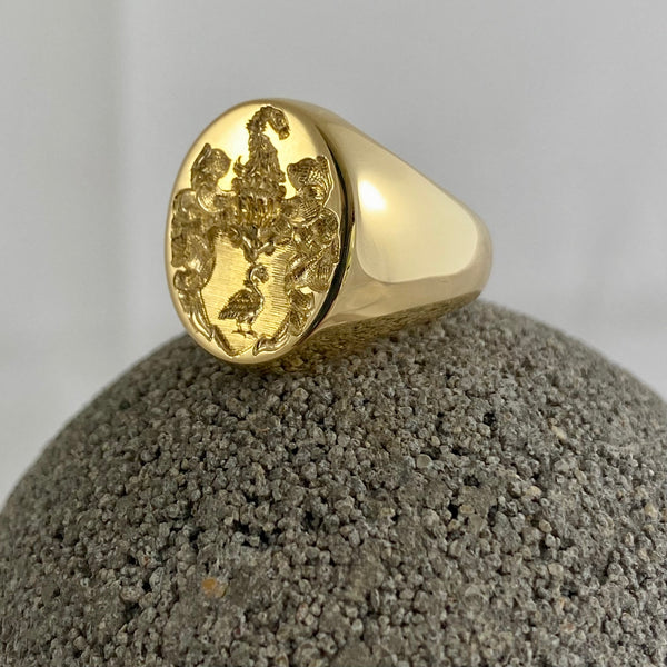 Family Coat of Arms Seal Engraved  14mm x 12mm -  18 Carat Yellow Gold Signet Ring