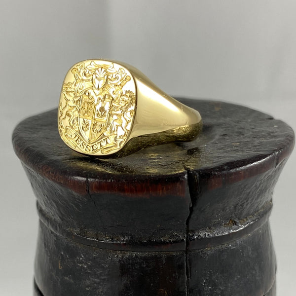 Family Coat of Arms Engraved 14mm x 13mm  -  18 Carat Yellow Gold Signet Ring
