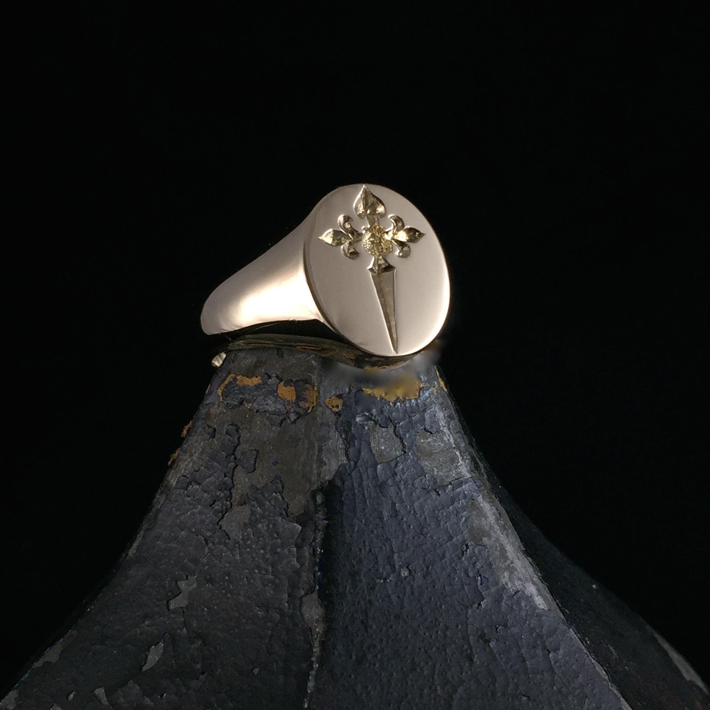 Family Crest Seal Engraved 13mm x 11mm  -  9 Carat Yellow Gold Signet Ring